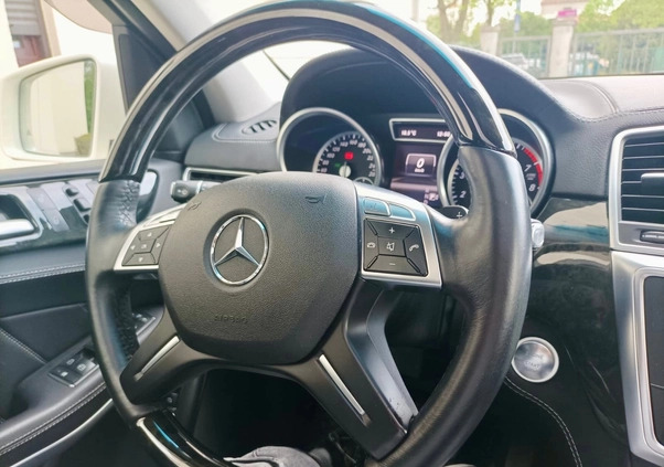 Mercedes-Benz GL cena 139900 przebieg: 125000, rok produkcji 2013 z Kutno małe 436